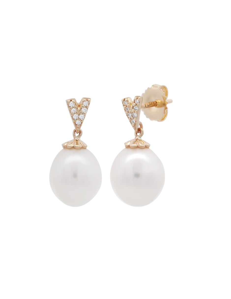 Aretes ovalados de oro con acabado lustre diamante