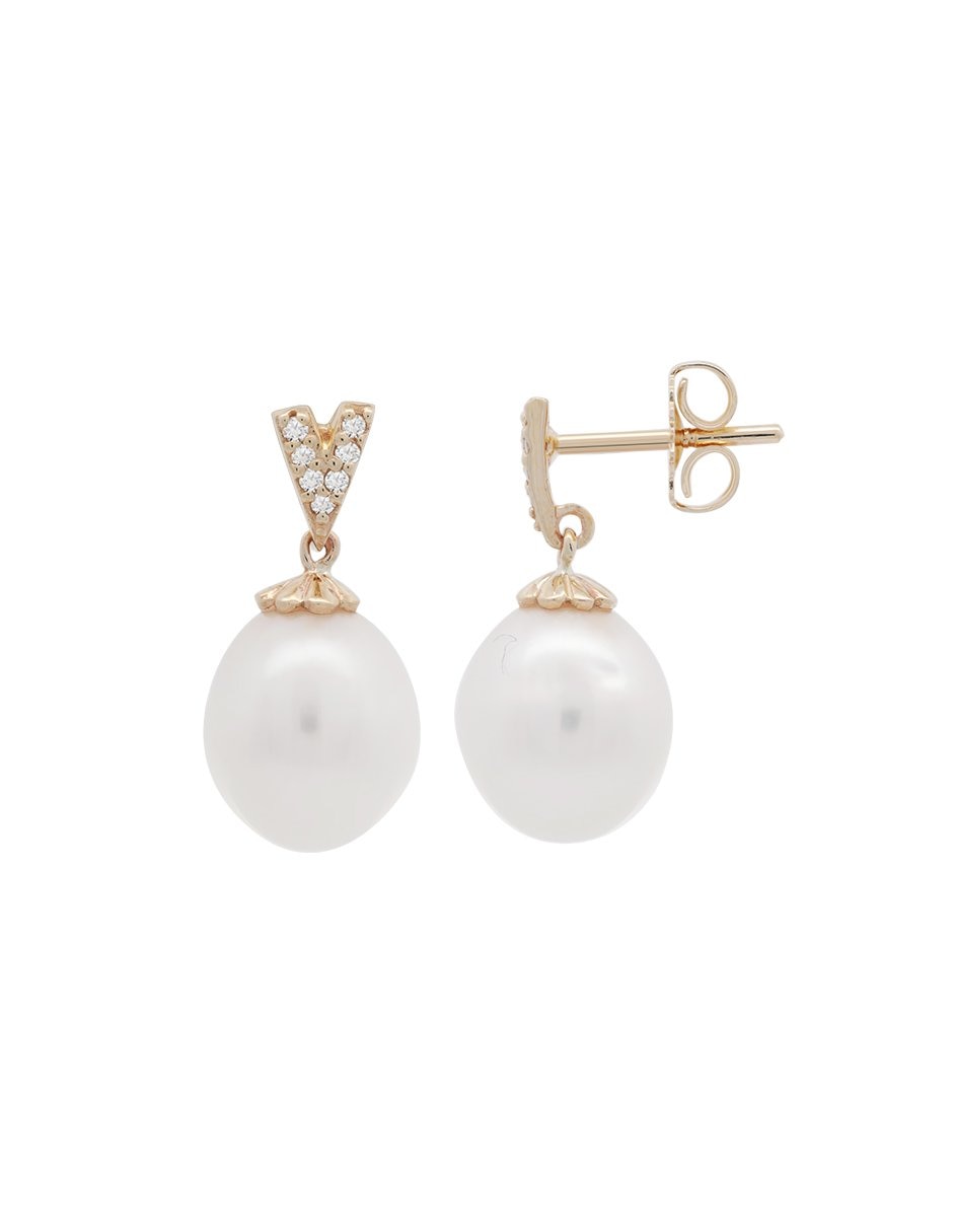 Aretes ovalados de oro con acabado lustre diamante 2