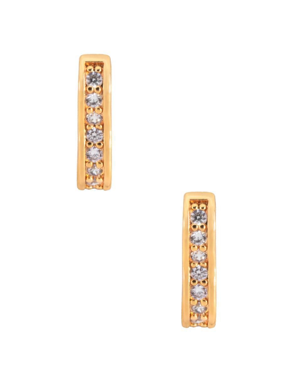 Aretes de corazón con acabado chapa de oro zirconia