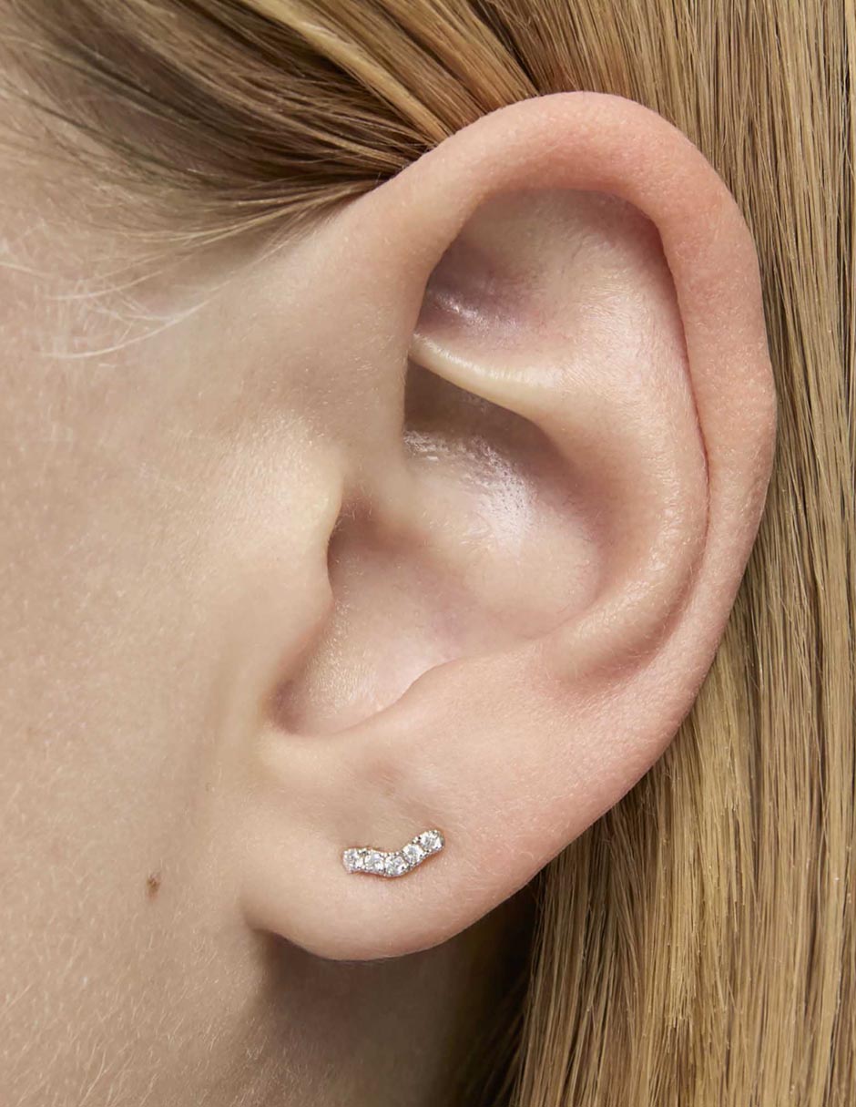 Aretes Les Classiques de oro con acabado pavé diamante 6