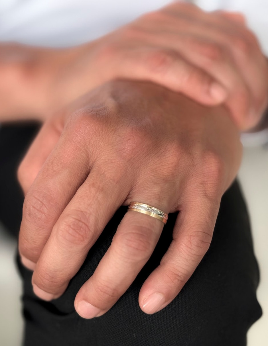 Argolla de oro amarillo 14 k 3