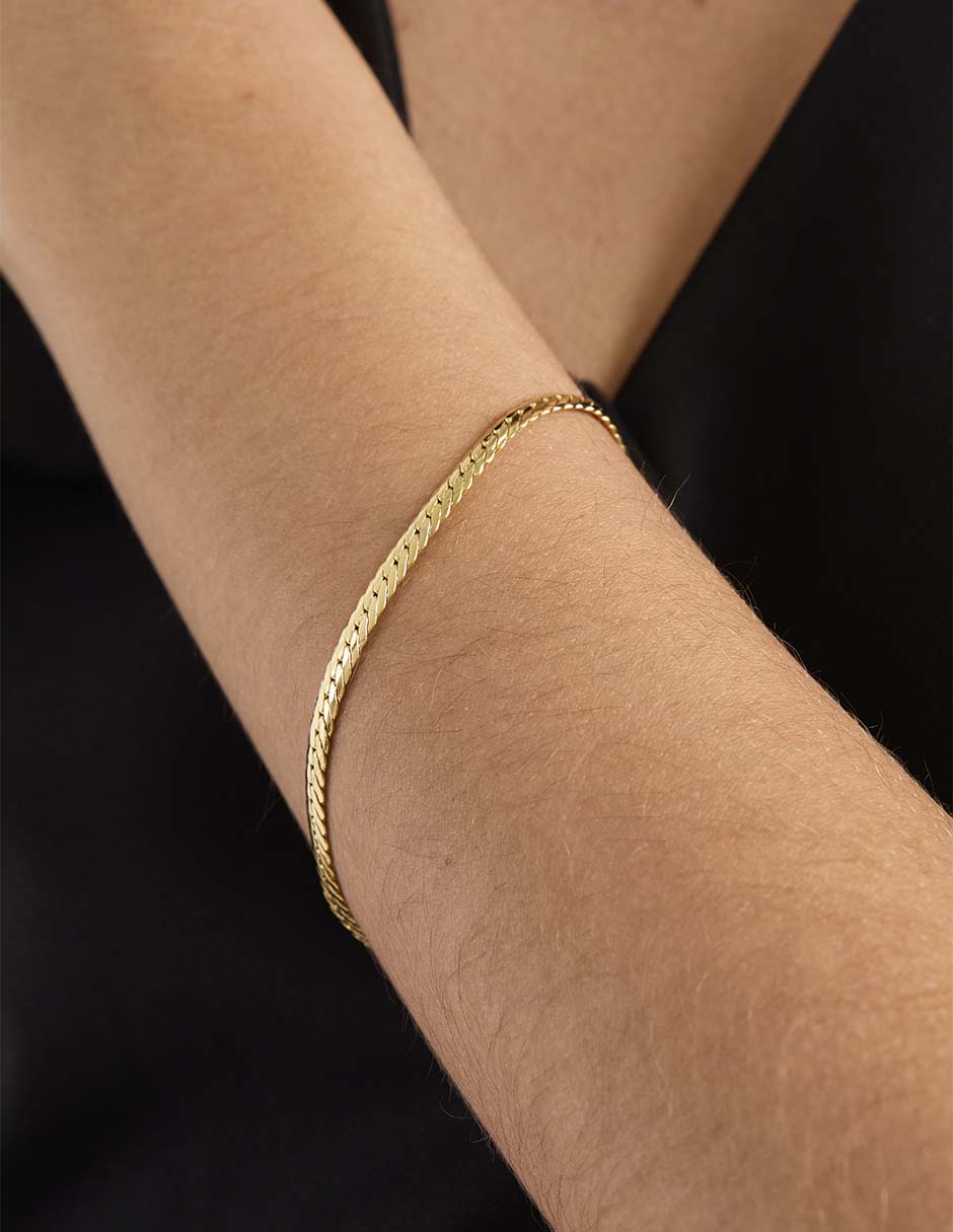 Pulsera de oro amarillo 14 k con acabado pulido 3