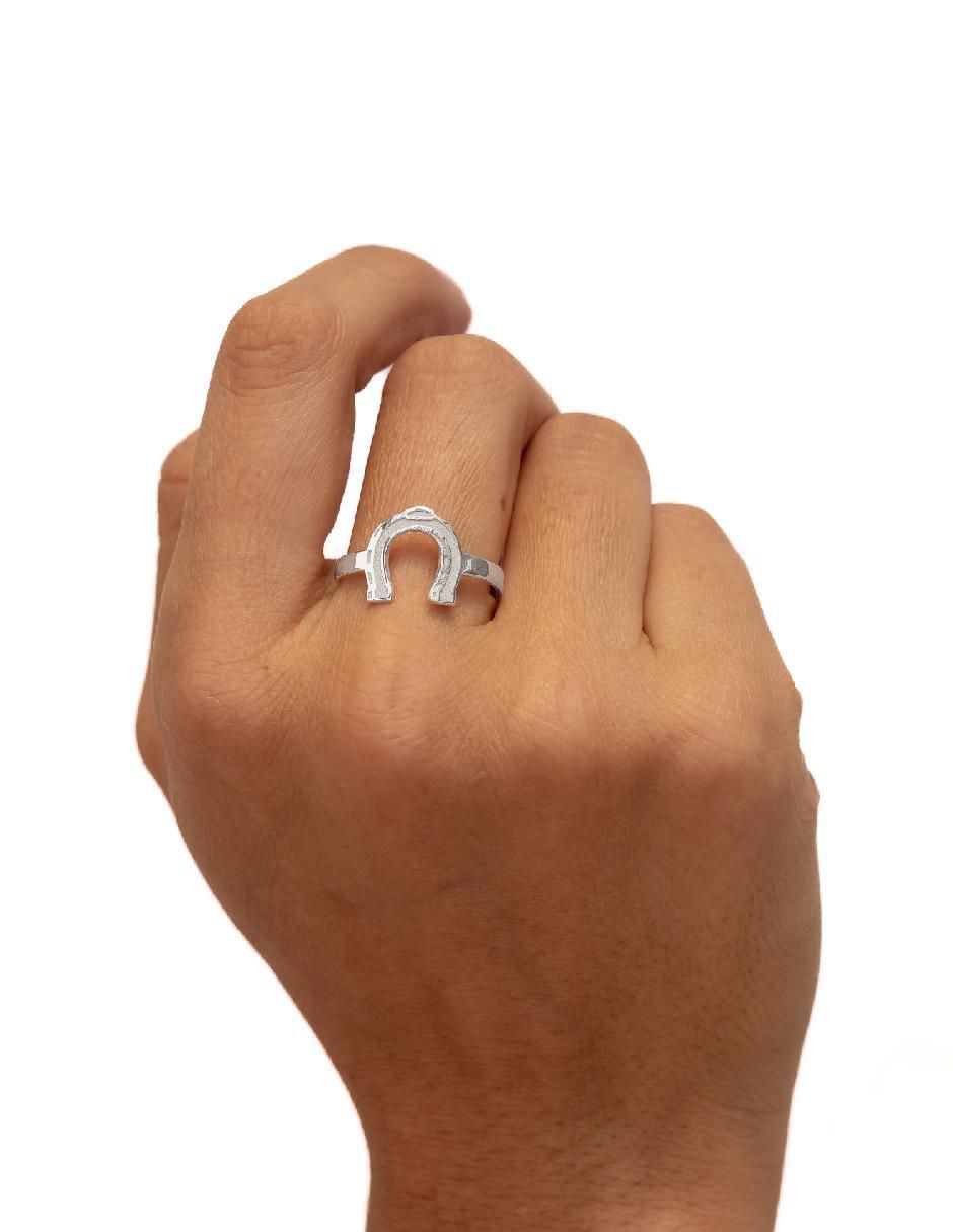 Anillo "de (si aplica)" ninguna teresa díaz joyería mexicana elegancia equina sin temática p 925 "de" plata sin gema