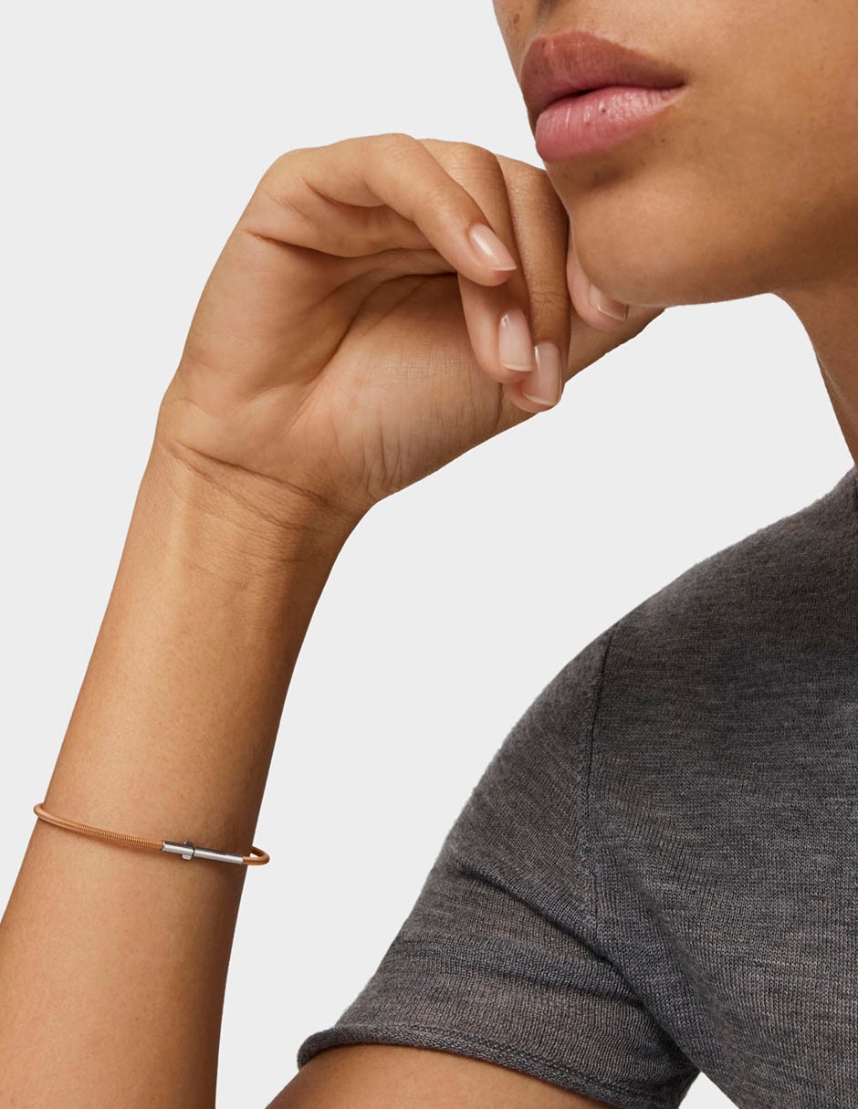 Pulsera con acabado liso 5