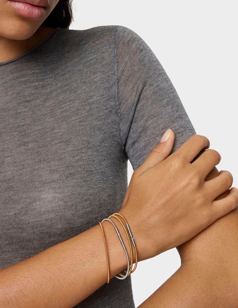 Pulsera con acabado liso 6