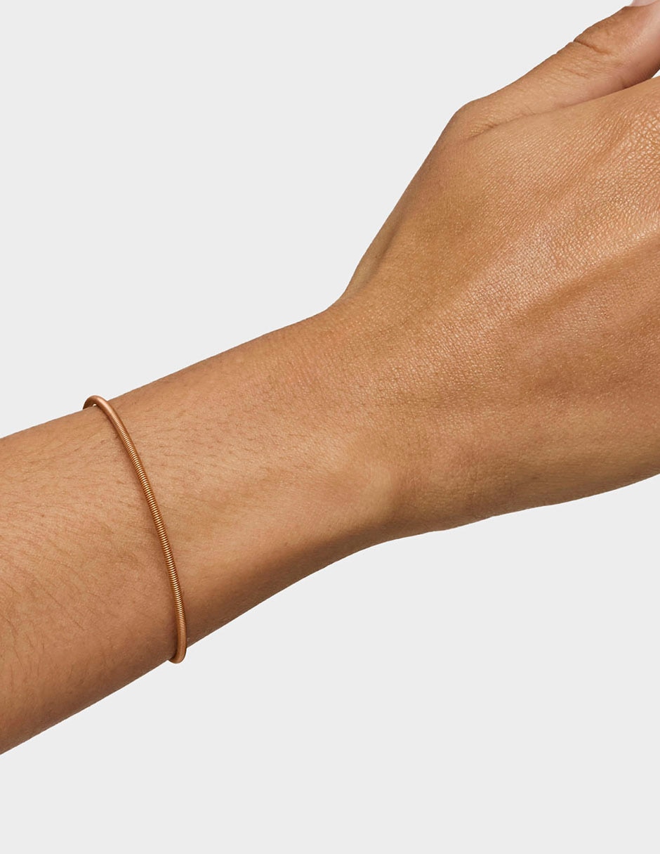Pulsera con acabado liso 8