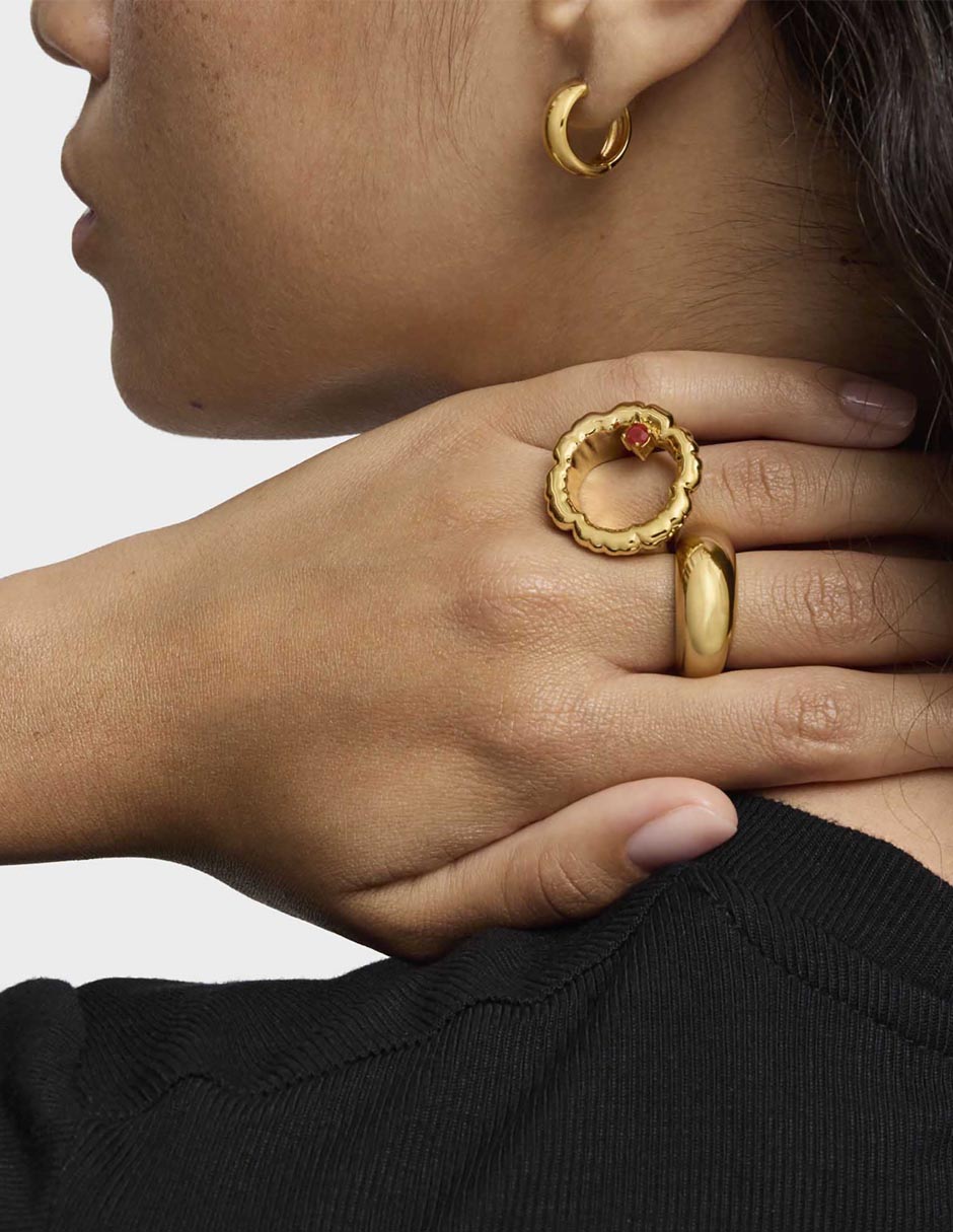 Anillo con gema de flor Cachito Mío de plata P 925 cornalina con acabado baño de oro 2
