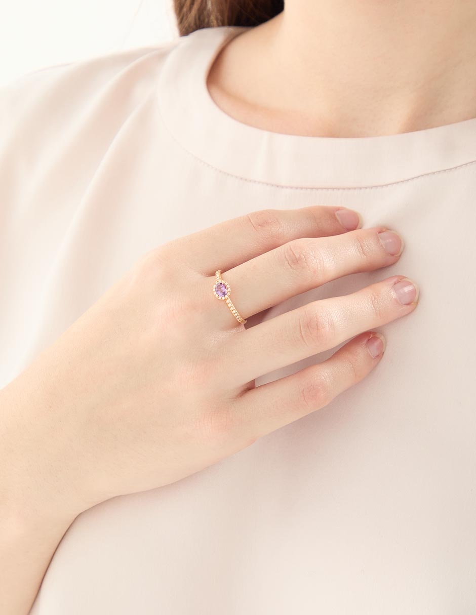 Anillo ovalado 14 k de oro amatista pavé 4