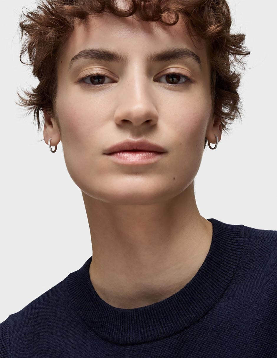 Aretes de aro circulares New Hav de oro blanco con acabado pavé diamante 4