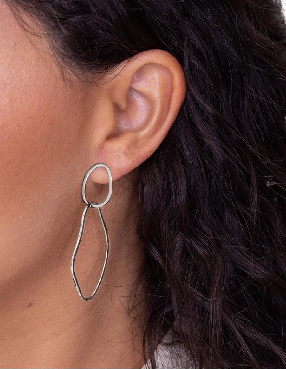 Aros "de (si aplica)" circular sin temática teresa díaz joyería mexicana flowing with nature "de" plata p 925 "con acabado" baño oro sin gema