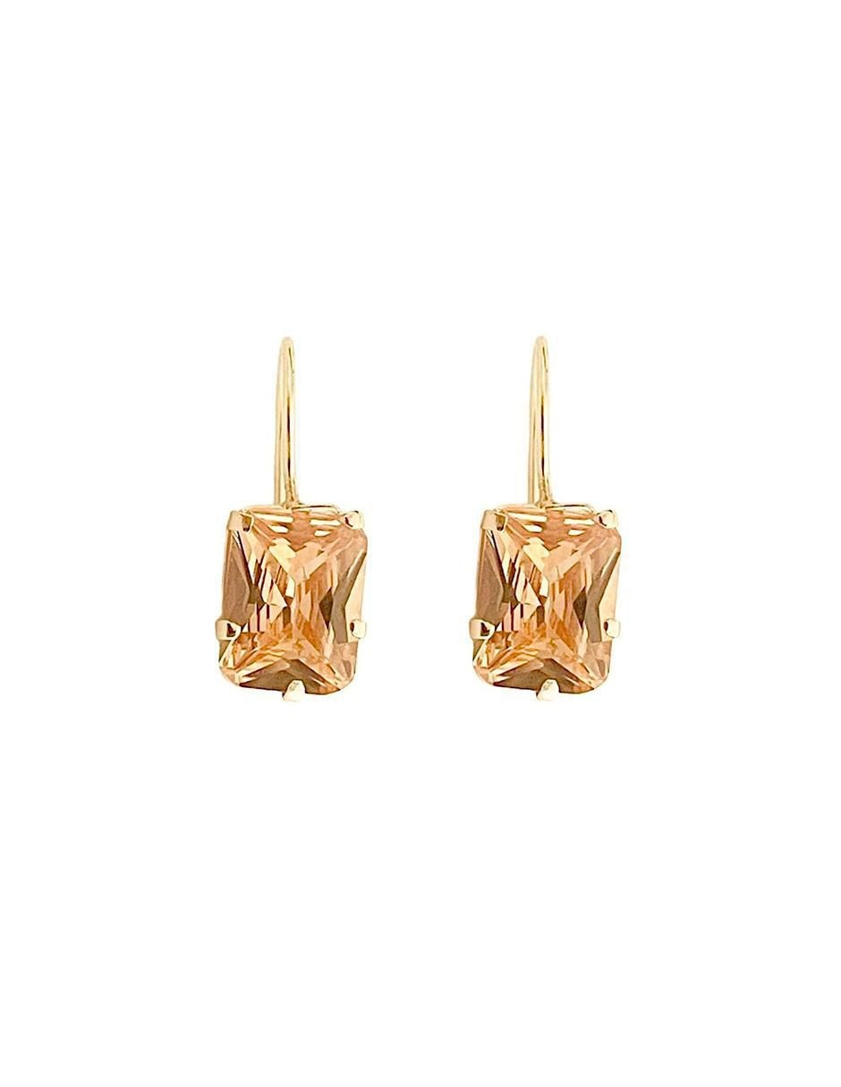 Aretes rectangulares de oro con acabado brillante zirconia 1