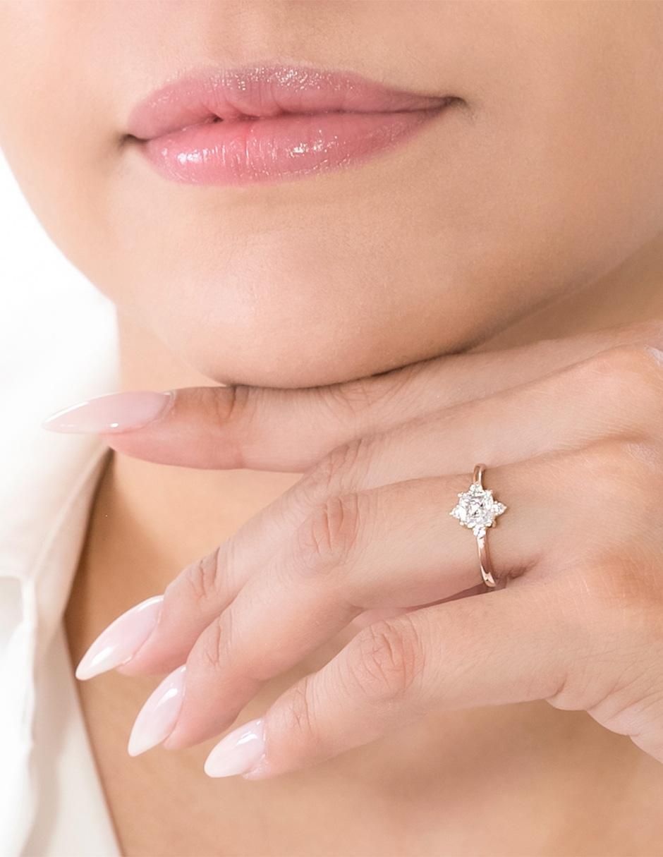 Anillo de compromiso de oro 14 K zirconia 4