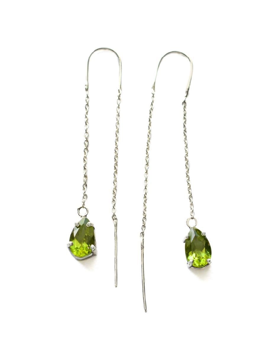 Aretes de pera Destellos De La Tierra de plata P 925 con acabado plateado peridoto Aretes de pera Destellos De La Tierra de plata P 925 con acabado plateado peridoto
