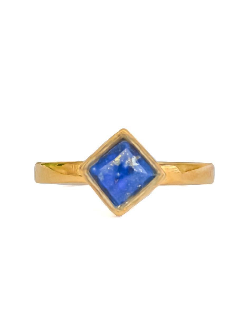 Anillo con gema de rombo Destellos de la Tierra de plata P 925 lapislázuli con acabado baño de oro Anillo con gema de rombo Destellos de la Tierra de plata P 925 lapislázuli con acabado baño de oro