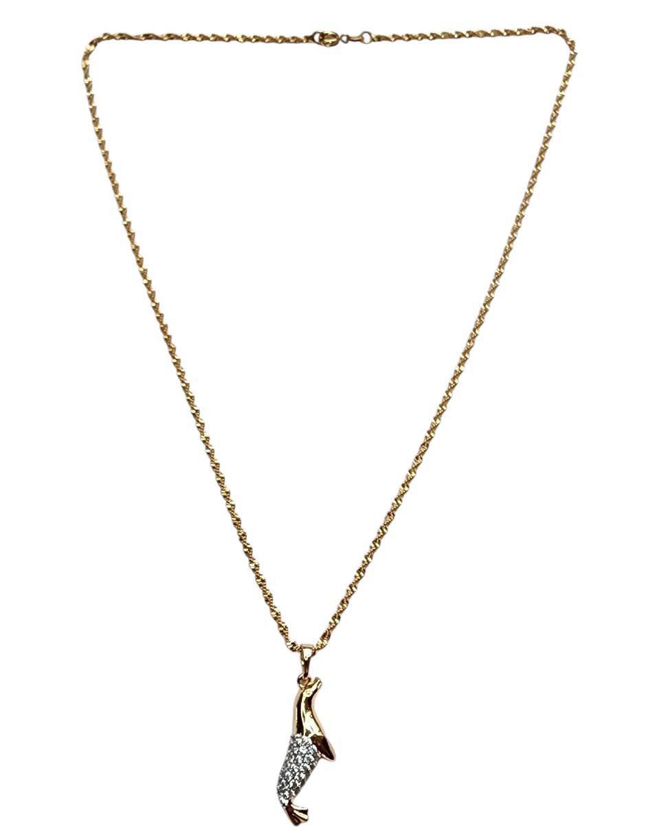 Collar con dije de foca de oro laminado 14 K 5