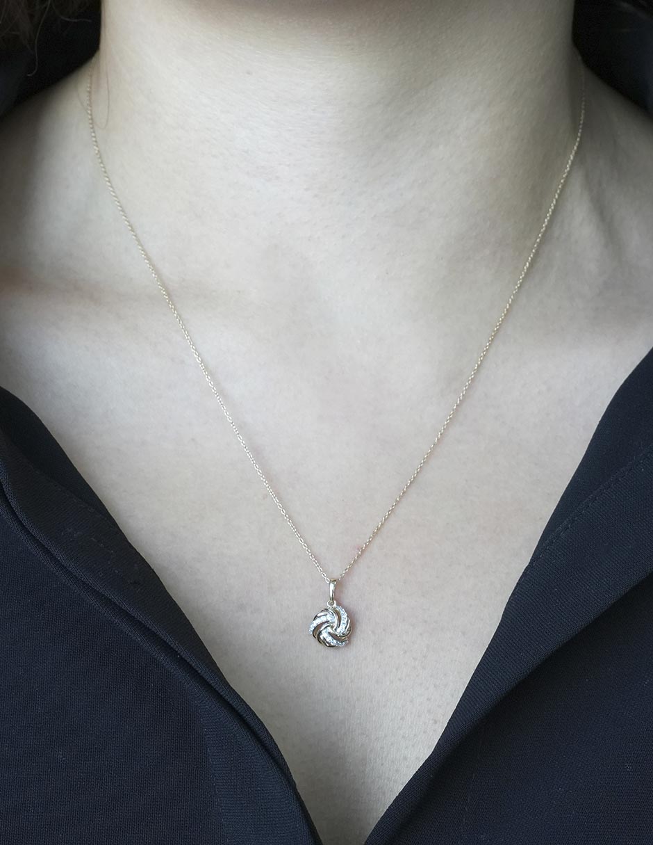 Collar de oro 14 K 3