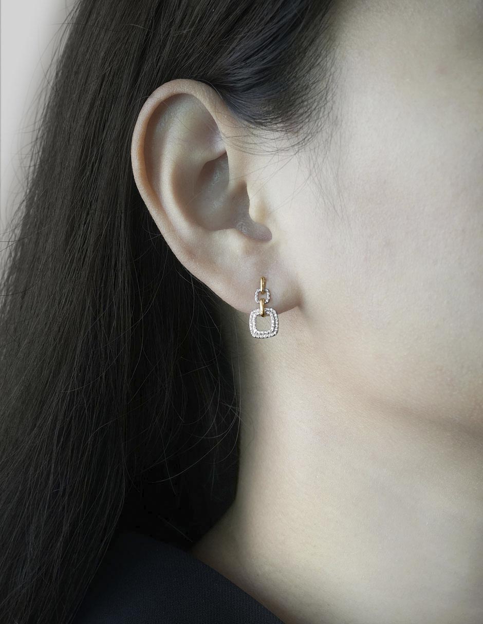 Aretes cortos cuadrados Diamond Earrings de oro 14 K con acabado pavé diamante 4