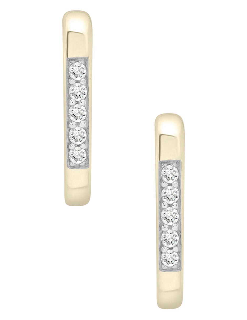 Aretes cortos circulares Diamond Earrings de oro 14 K con acabado brillante diamante Aretes cortos circulares Diamond Earrings de oro 14 K con acabado brillante diamante