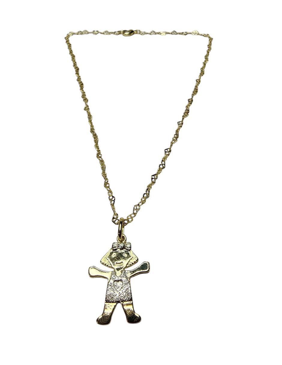 Collar con dije de niña de oro laminado 5