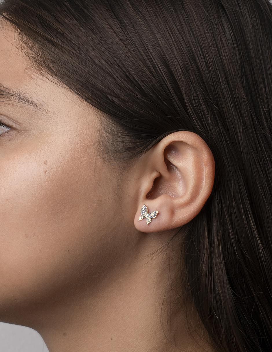 Broqueles de mariposa de oro con acabado pavé zirconia 2