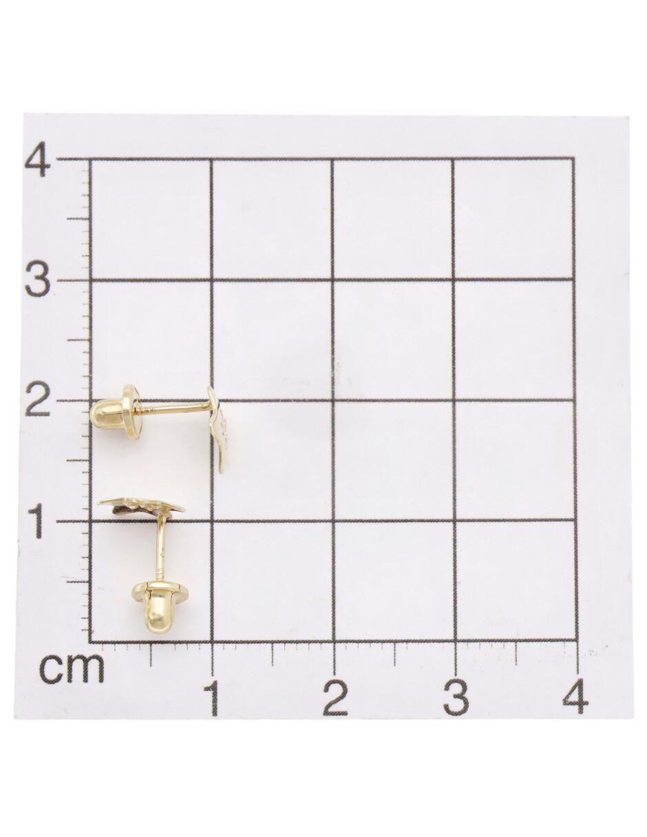 Broqueles de estrella de oro amarillo con acabado brillante zirconia 4