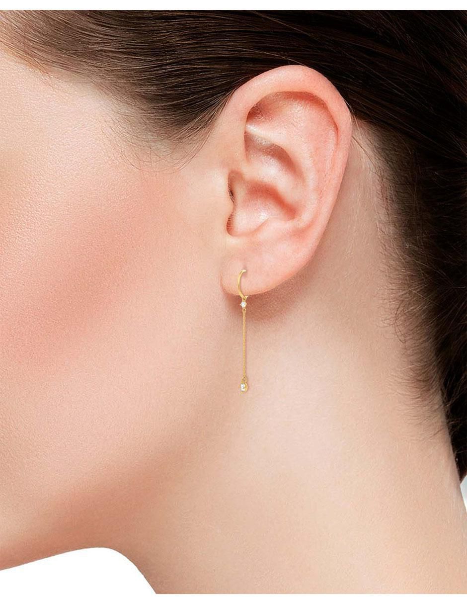Aretes de aro de borla de oro con acabado pavé zirconia 3