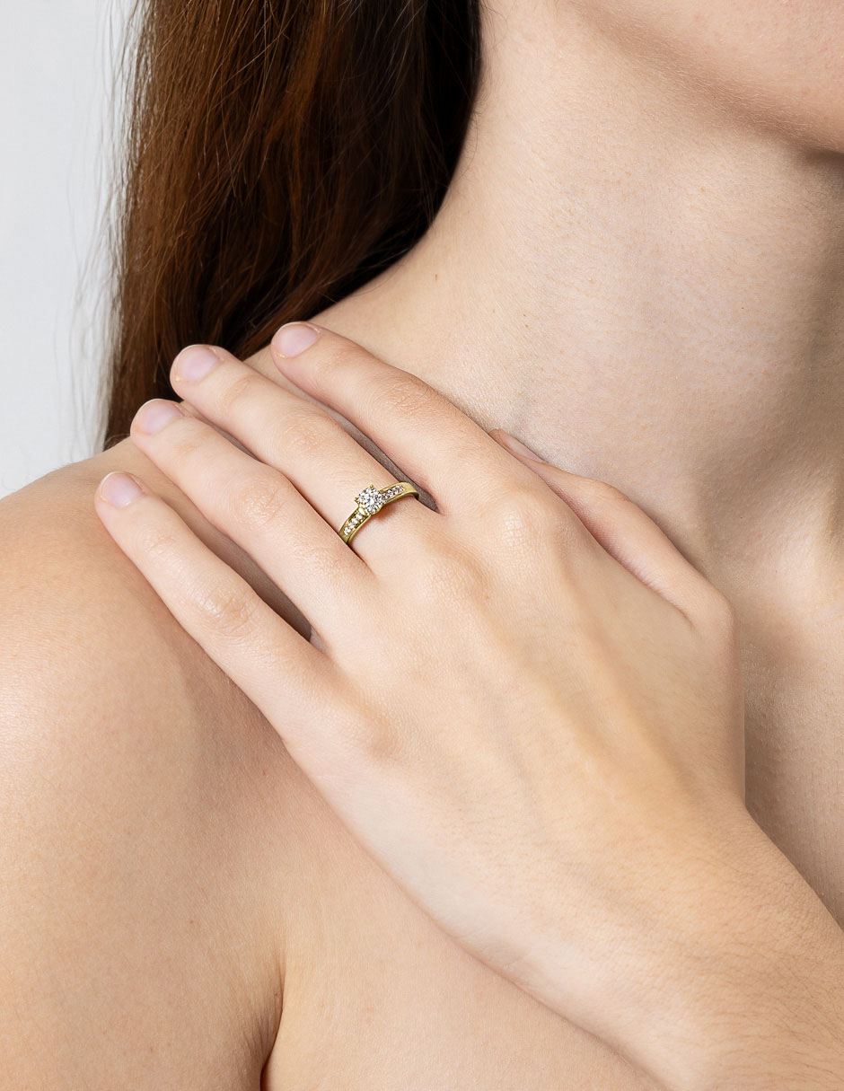 Anillo con gema 14 k de oro diamante pulido 4