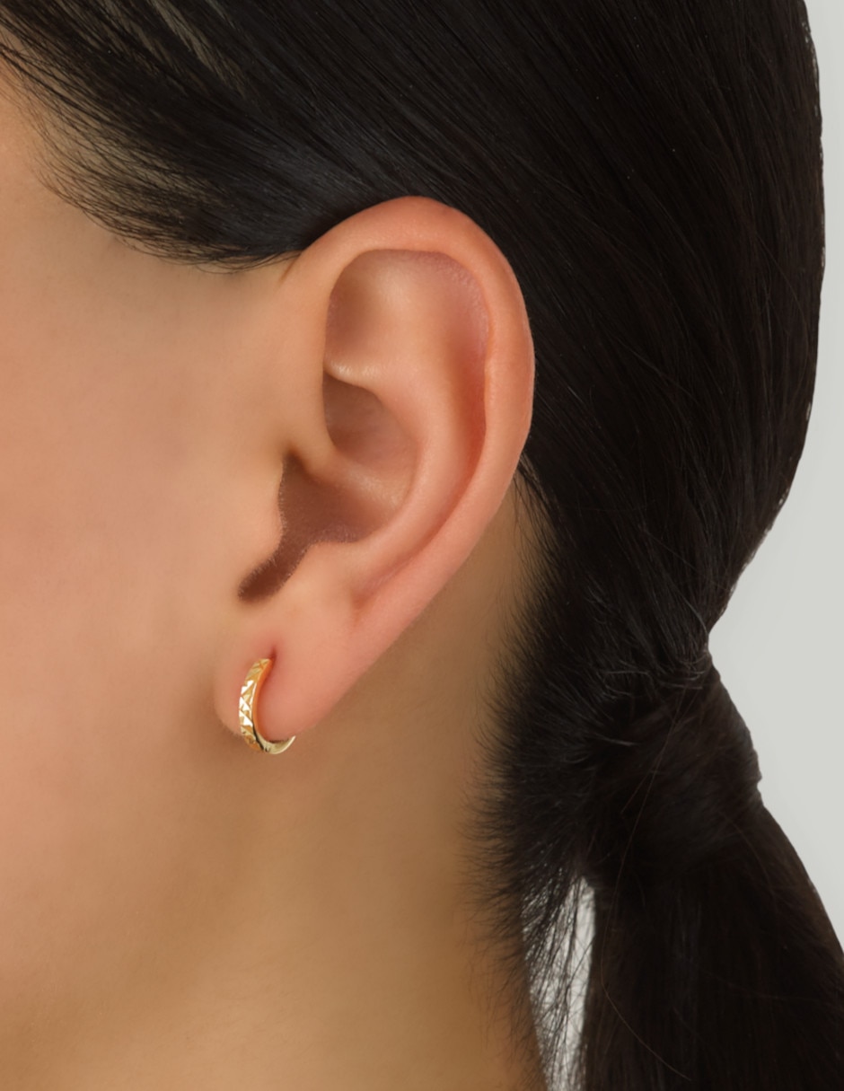Aretes redondos de oro 2