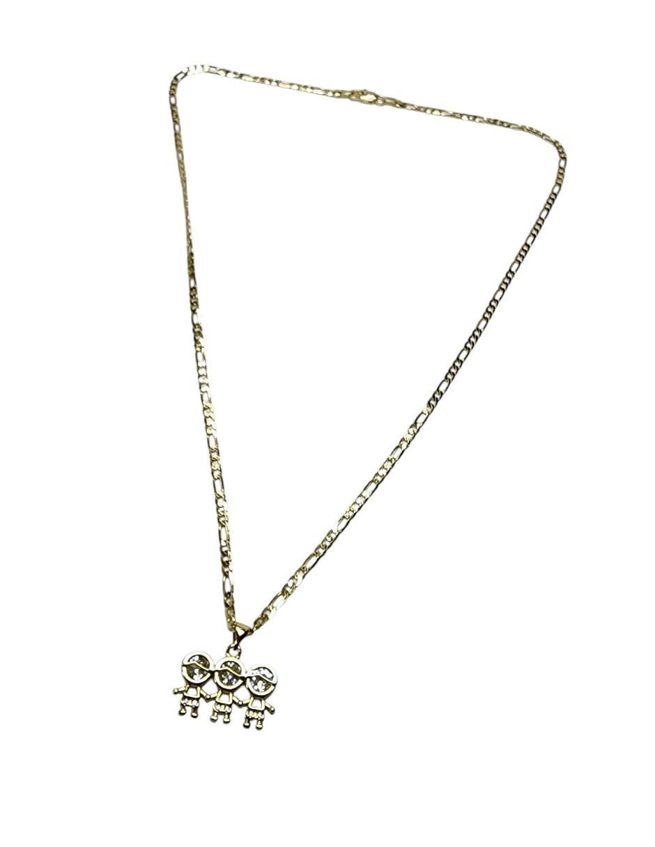 Collar con dije de niño de oro laminado 14 K 3