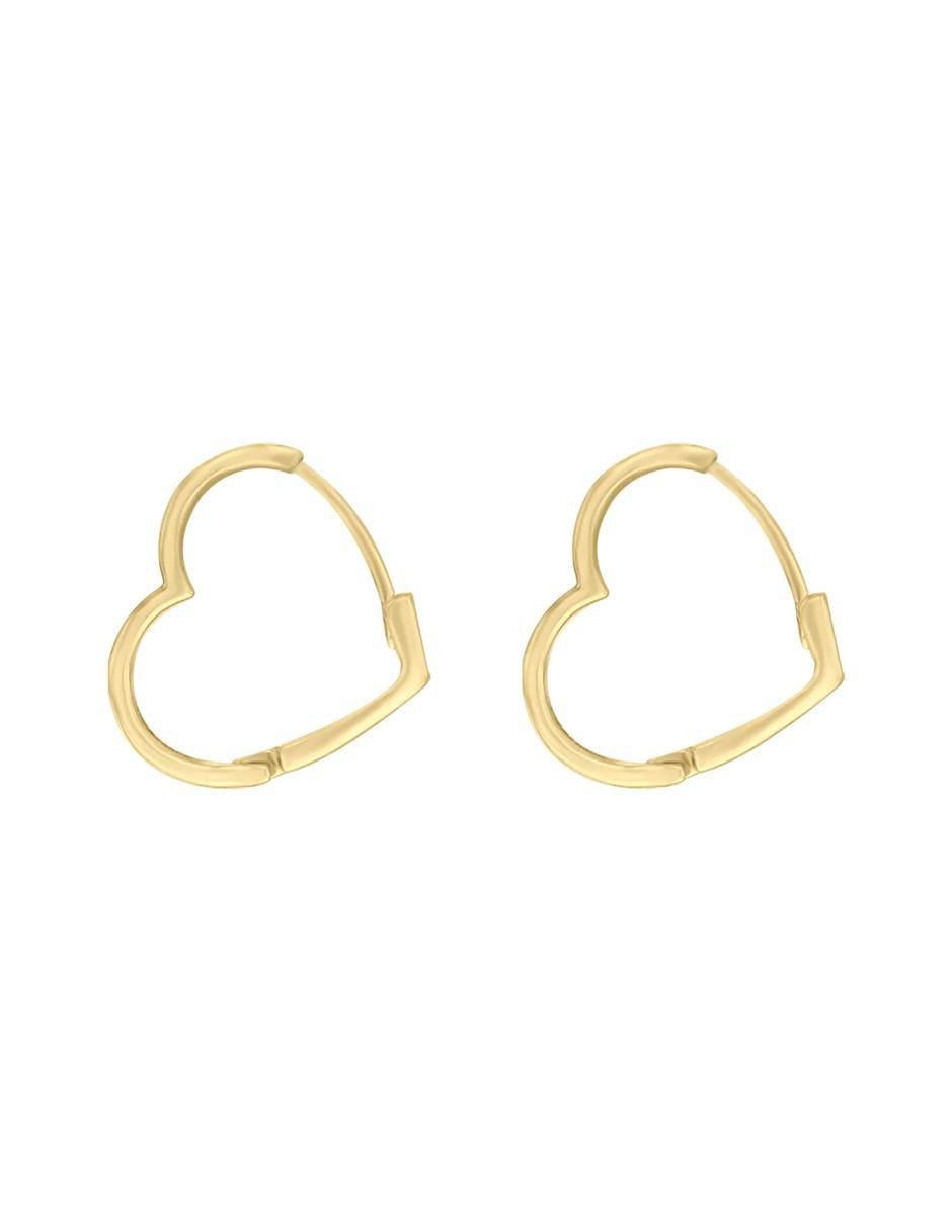 Aretes de corazón de oro con acabado brillante