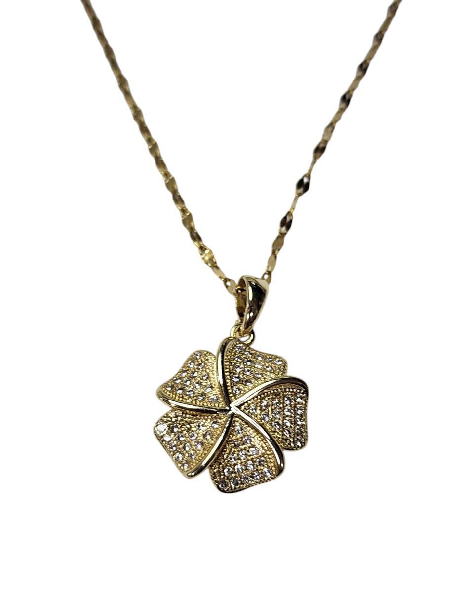 Collar de trébol Suerte de oro laminado 14 K Collar de trébol Suerte de oro laminado 14 K