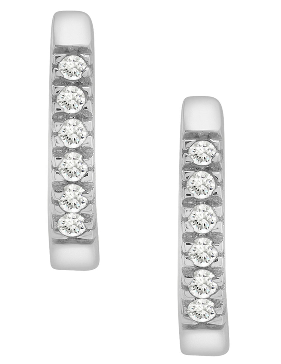 Aretes huggies de oro 14 K con acabado pavé diamante 1