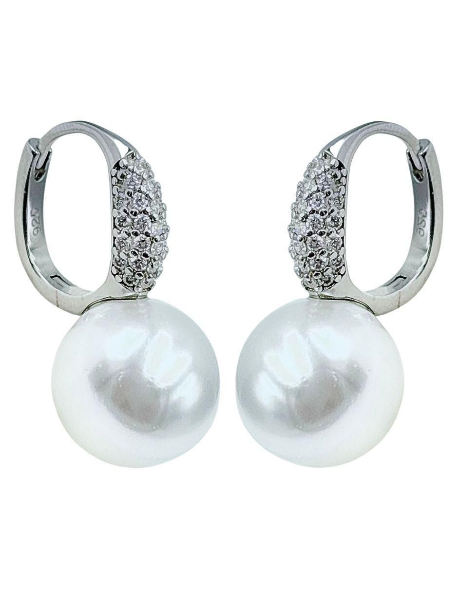 Arracadas de plata P 925 con acabado pavé imitación perla Arracadas de plata P 925 con acabado pavé imitación perla