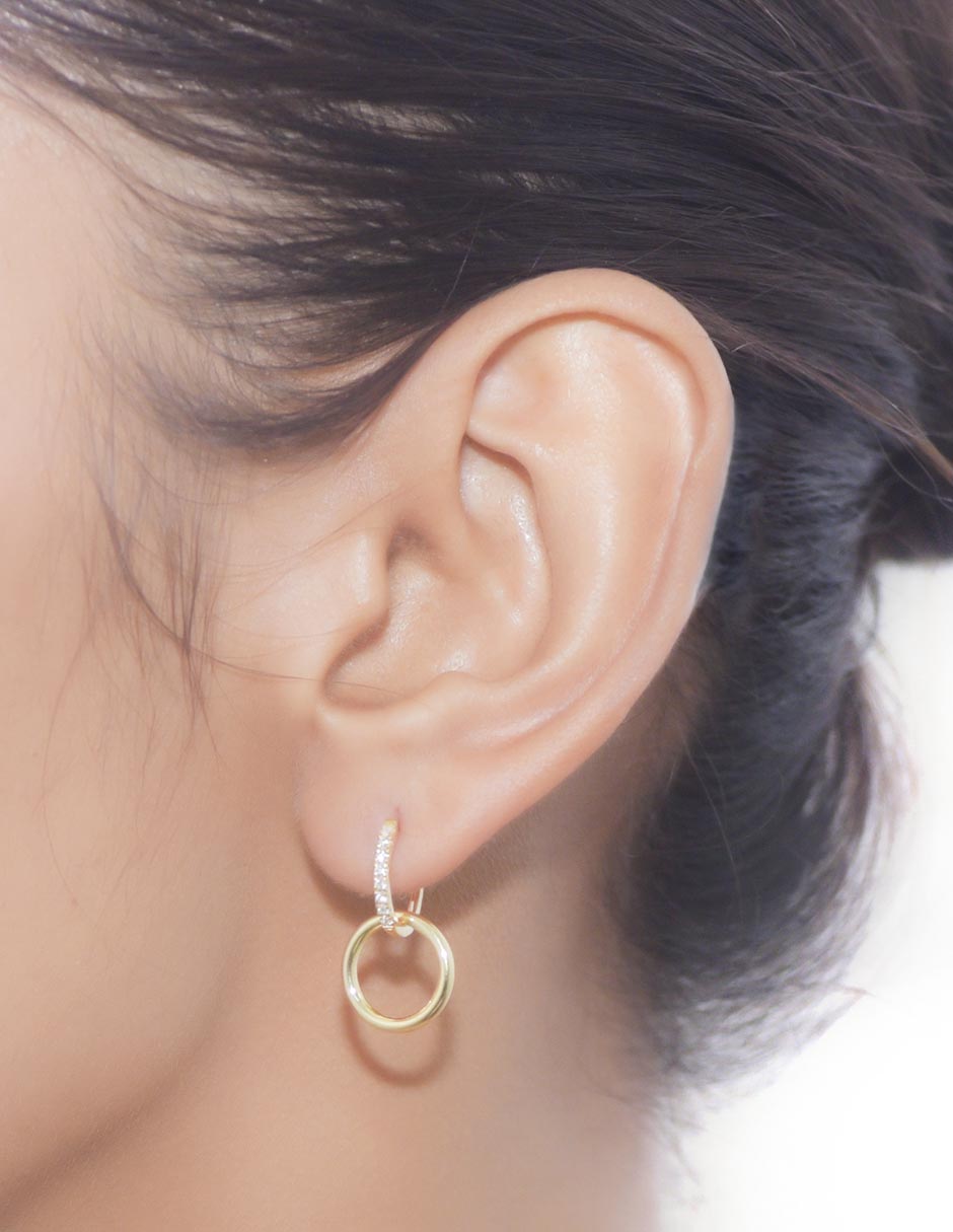 Aretes de aro de oro 14 K con acabado pavé diamante 3