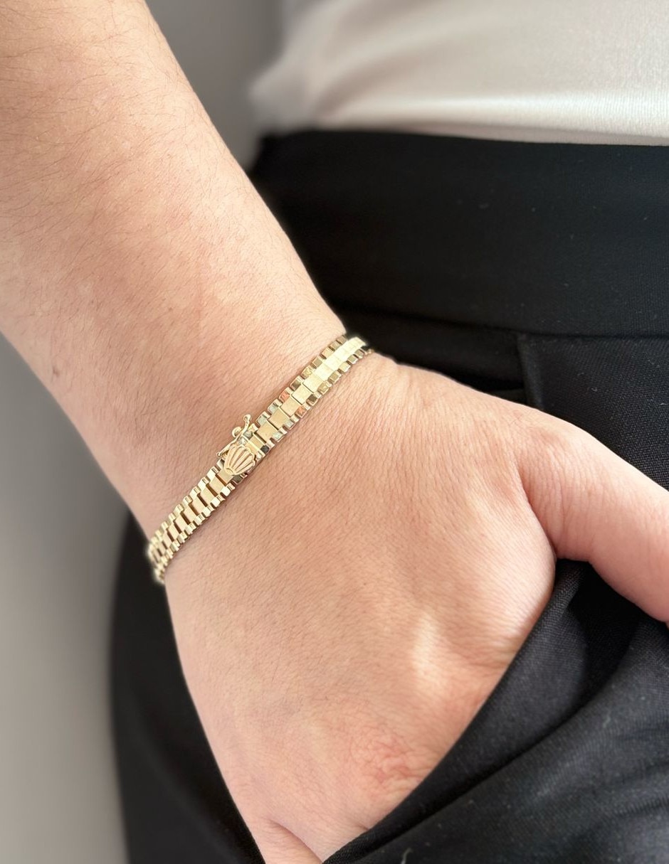 Pulsera de oro 14 K con acabado brillante 2