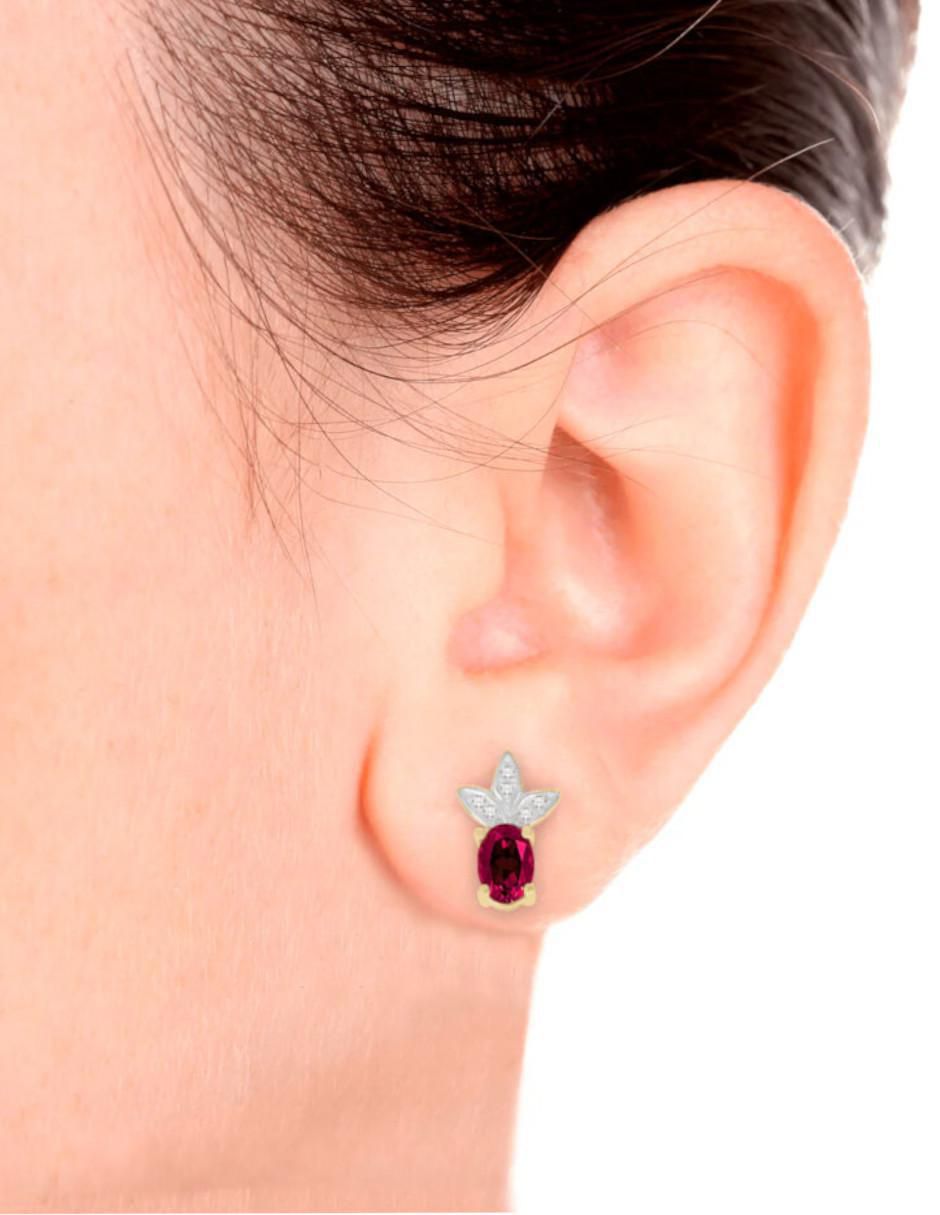 Aretes de oro 14 K con acabado brillante rubí y diamante 2