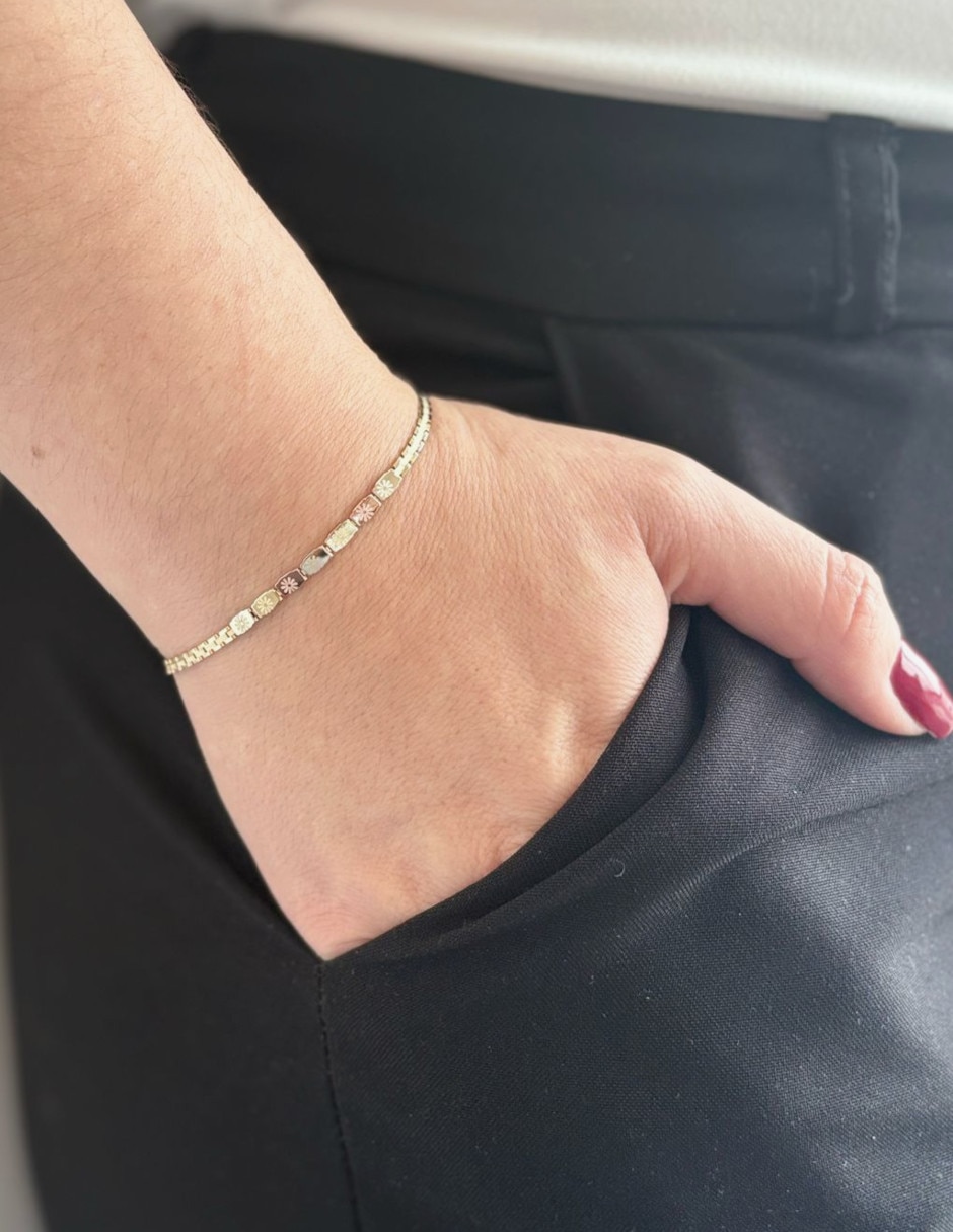 Pulsera de oro 14 K con acabado pulido 2