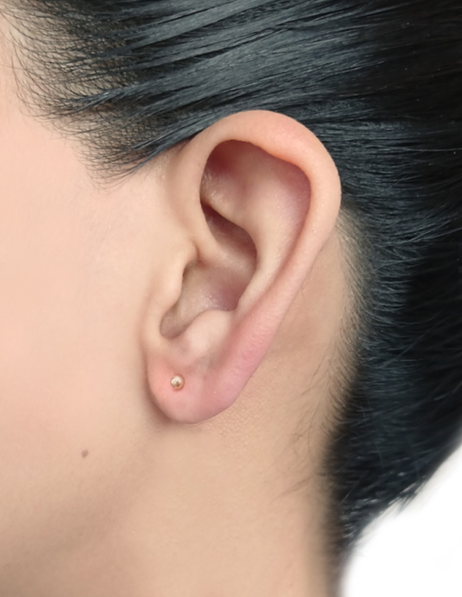 Broqueles redondos de oro 14 K 3