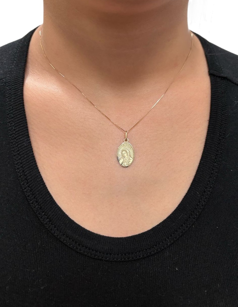 Medalla de virgen de guadalupe sin colección de oro 14 K 2