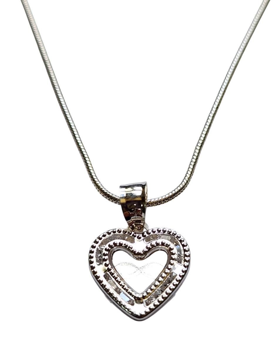 Collar con dije de corazón Infinito de plata P 925 5