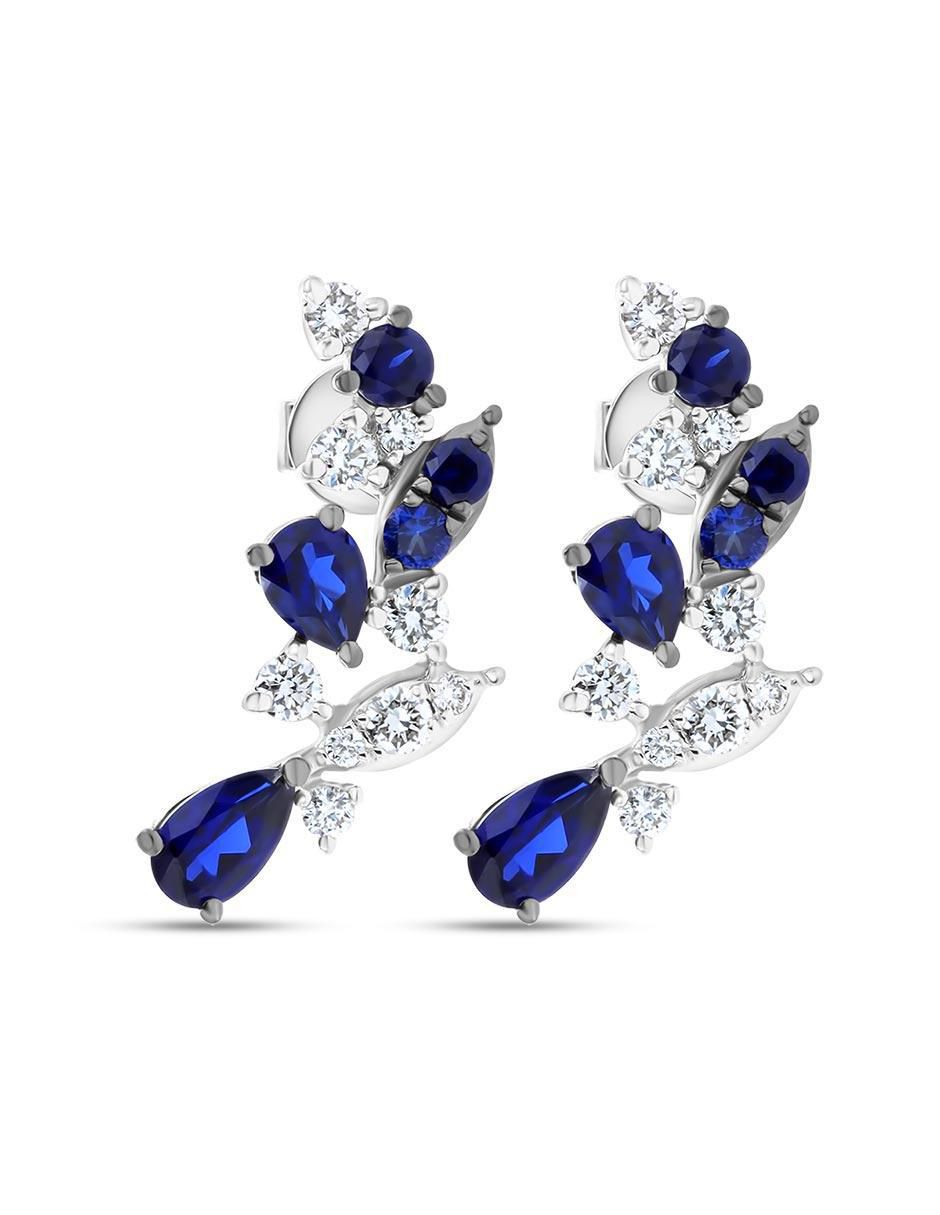 Aretes cortos de flor de oro blanco 14 K con acabado brillante diamante