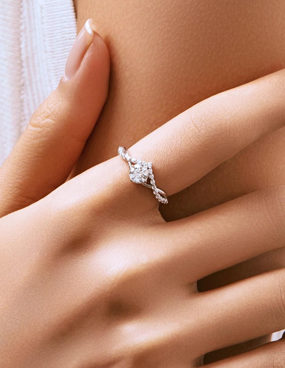 Anillo de compromiso de plata P 925 Infinity of Love moissanita 7