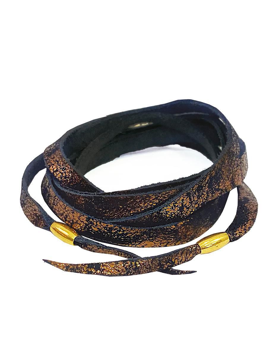 Pulsera de cuero con acabado esmaltado