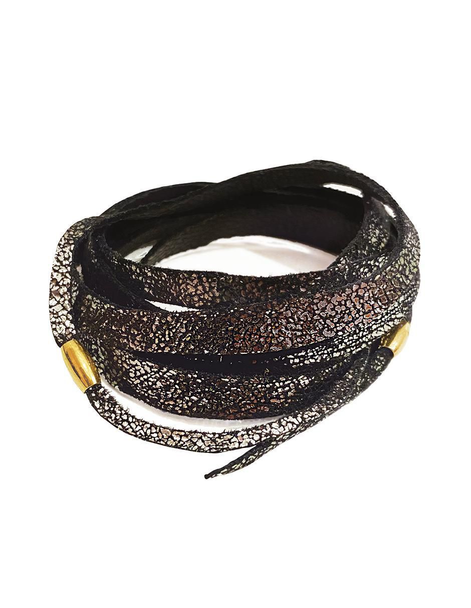 Pulsera de cuero con acabado esmaltado Pulsera de cuero con acabado esmaltado