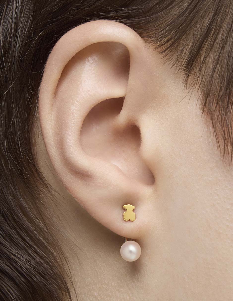 Arete corto de oso Sweet Dolls de oro amarillo 18 k con acabado brillante perla 6