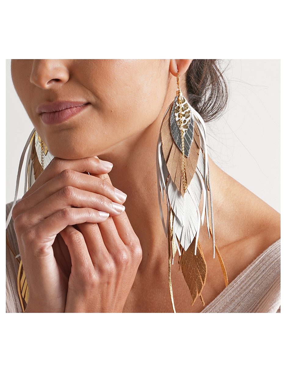 Aretes largos de pluma 2