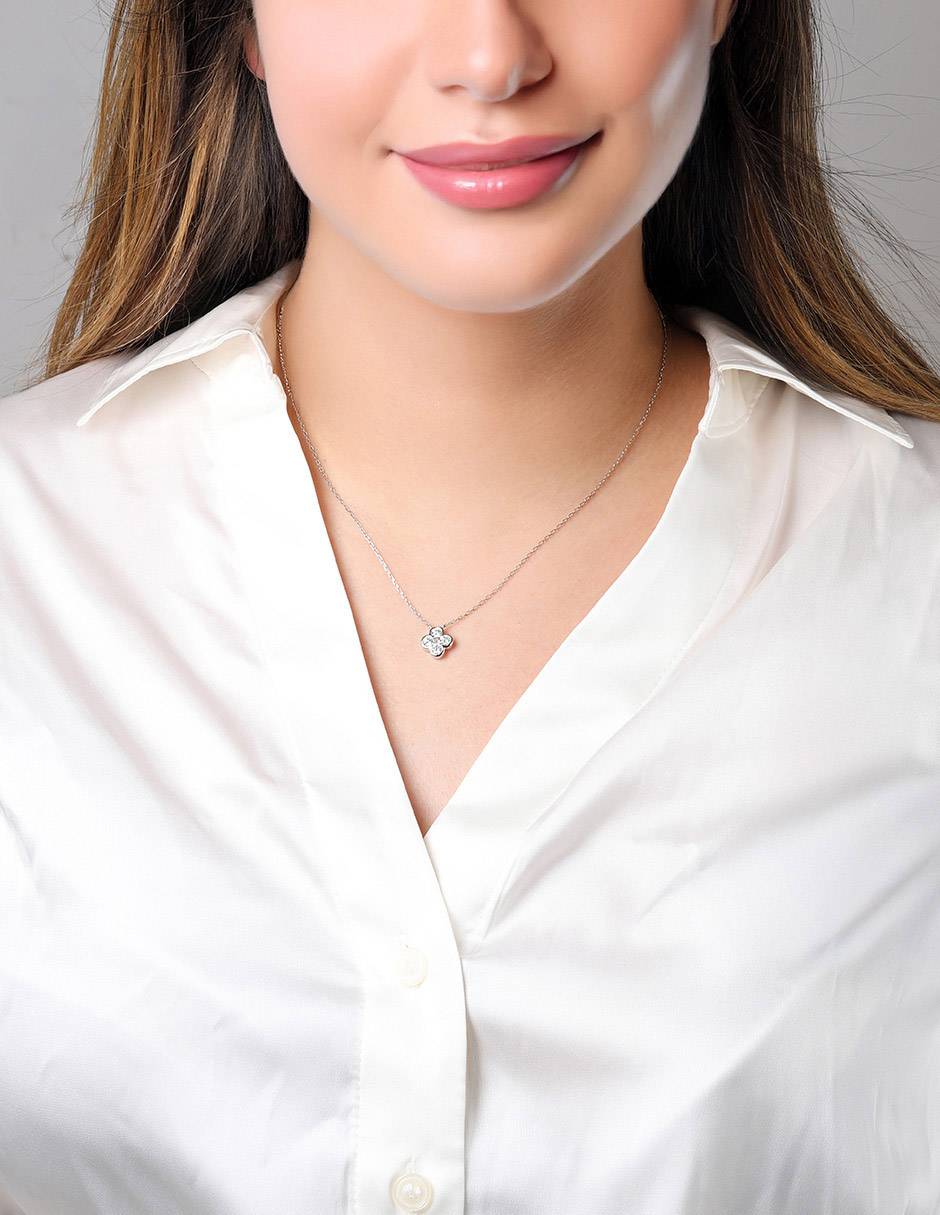 Collar con dije de flor Flora de oro blanco 14 K 2