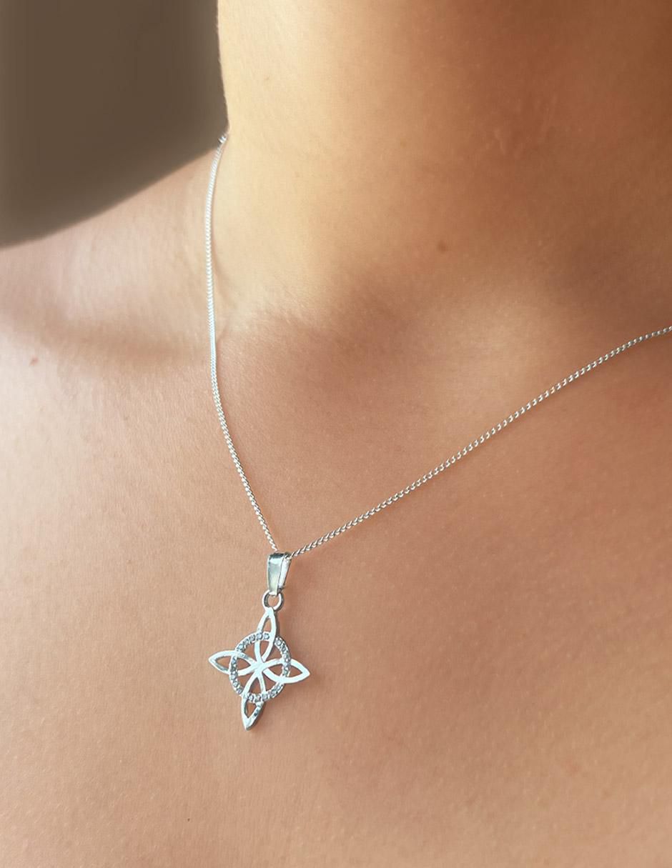 Collar con dije de plata P 925 4