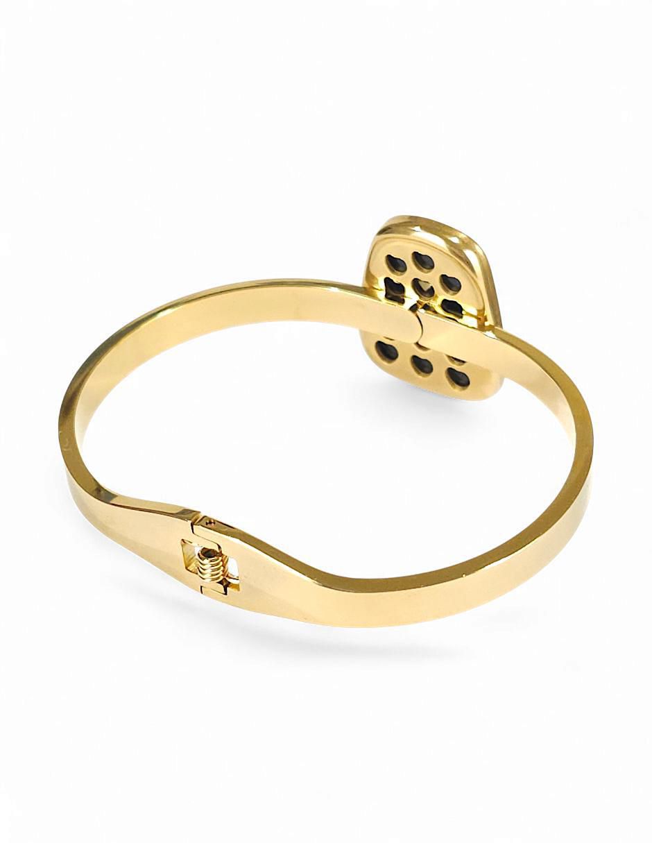 Collar, pulsera y anillo 6