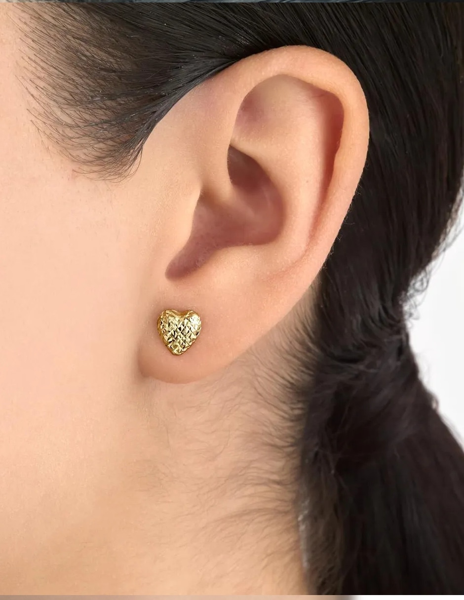 Broqueles de corazón de oro amarillo 14 K con acabado pulido 3
